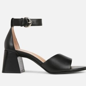 NATURALIZER BLACK LEATHER PUMP SZ 7 NWOT